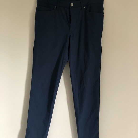 Lululemon ABC Pant Slim - Picture 2 of 3